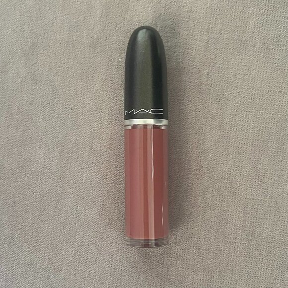 New MAC Cosmetics Retro Matte Liquid Lipcolour - Picture 1 of 5